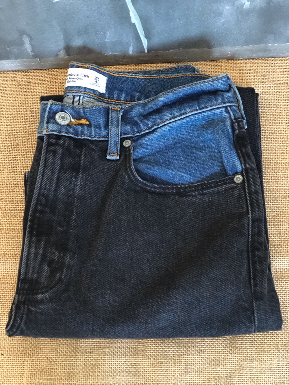 Abercrombie & Fitch 90s Relaxed High Rise Jeans sz 27